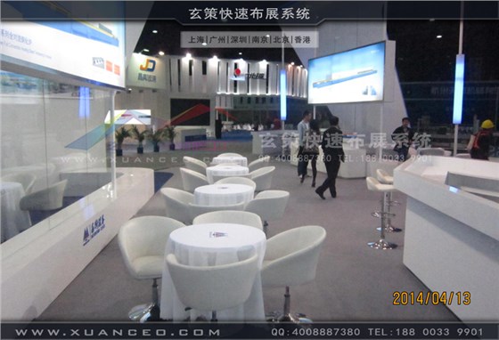 玻璃展展臺搭建細(xì)節(jié)展示